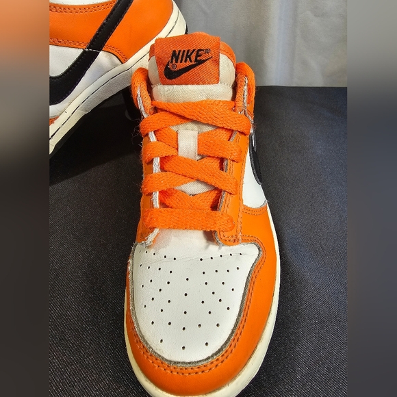 Nike Dunk Low (GS) Phantom Black Safety Orange "Halloween" Kid’s Size 1y - Picture 3 of 8